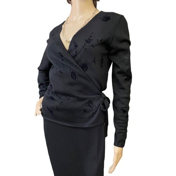 Floral Wrap Black Sweater Top Sz P Embroidered Merino Wool Blend Jones New York - Picture 1 of 15